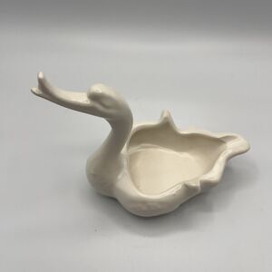 Vintage Hull MCM White Ceramic Swan Bowl Decorative Trinket Candy Dish Ashtray